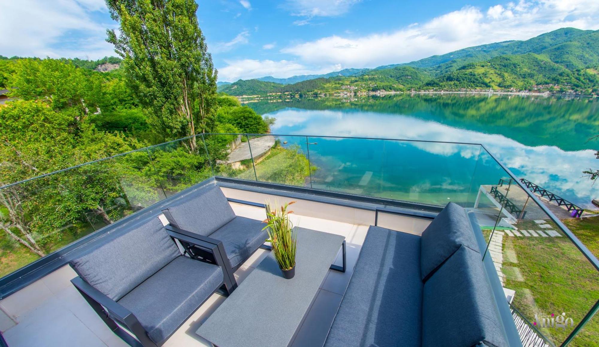 Royal Terrace Apartments Konjic Exteriör bild