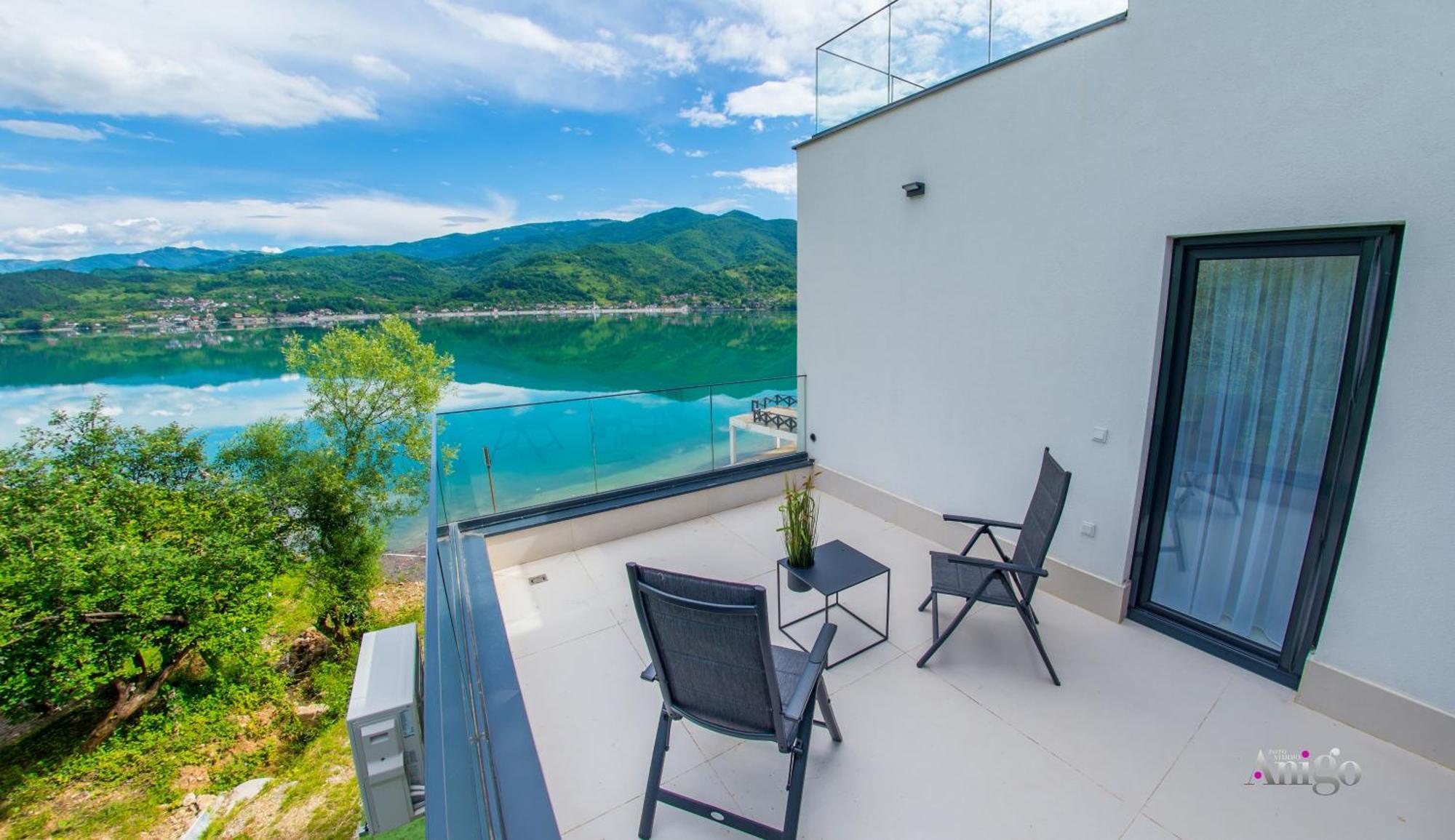 Royal Terrace Apartments Konjic Exteriör bild