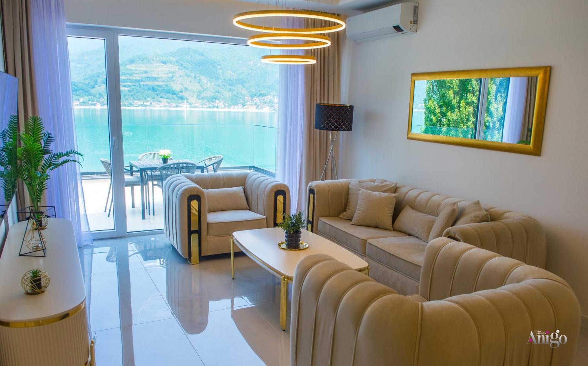 Royal Terrace Apartments Konjic Exteriör bild